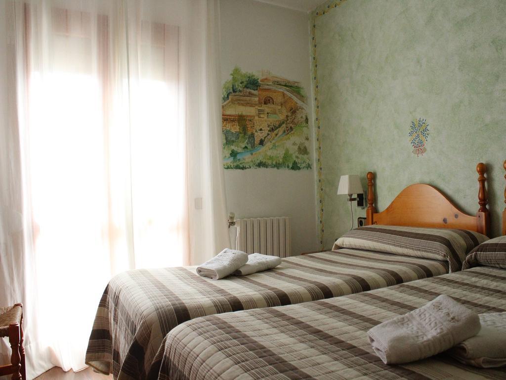 Hotel Casa Domenc Aren エクステリア 写真